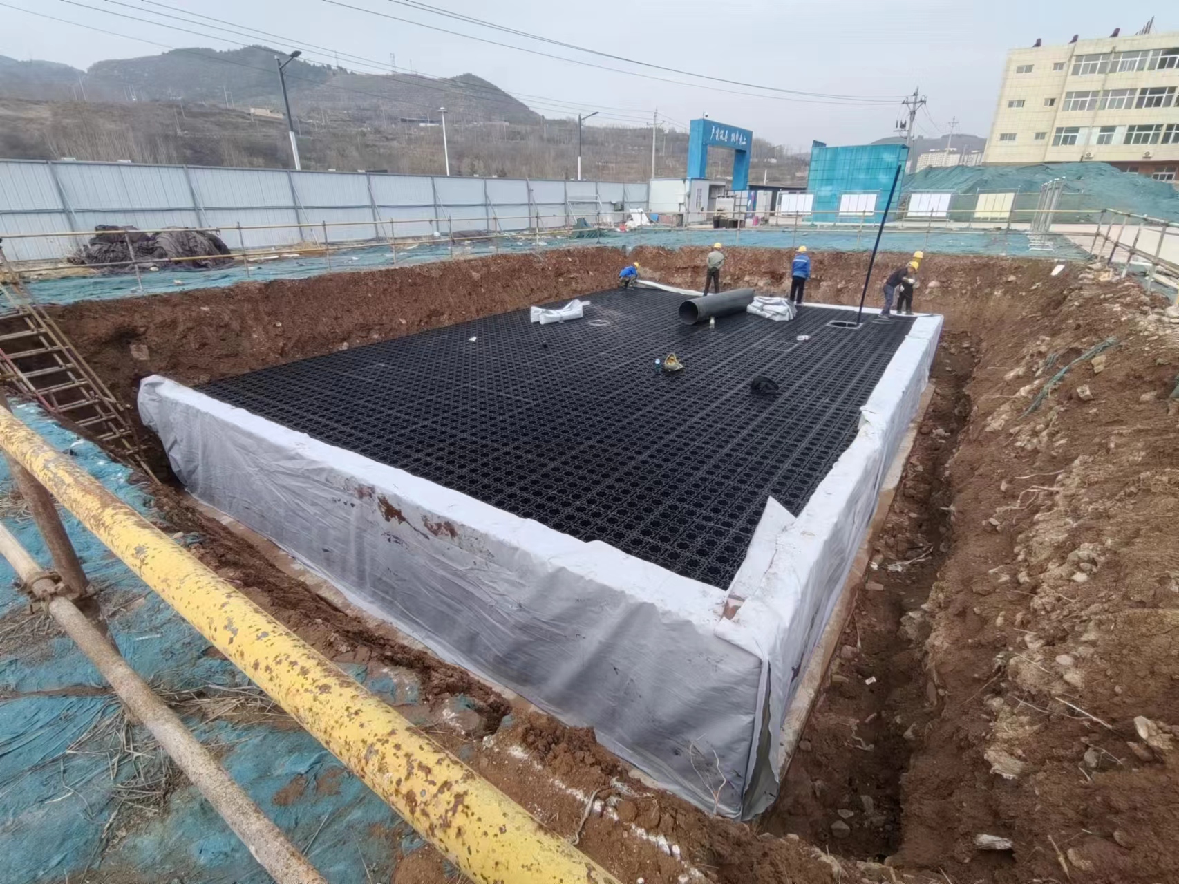 雨水收集项目施工进行中~